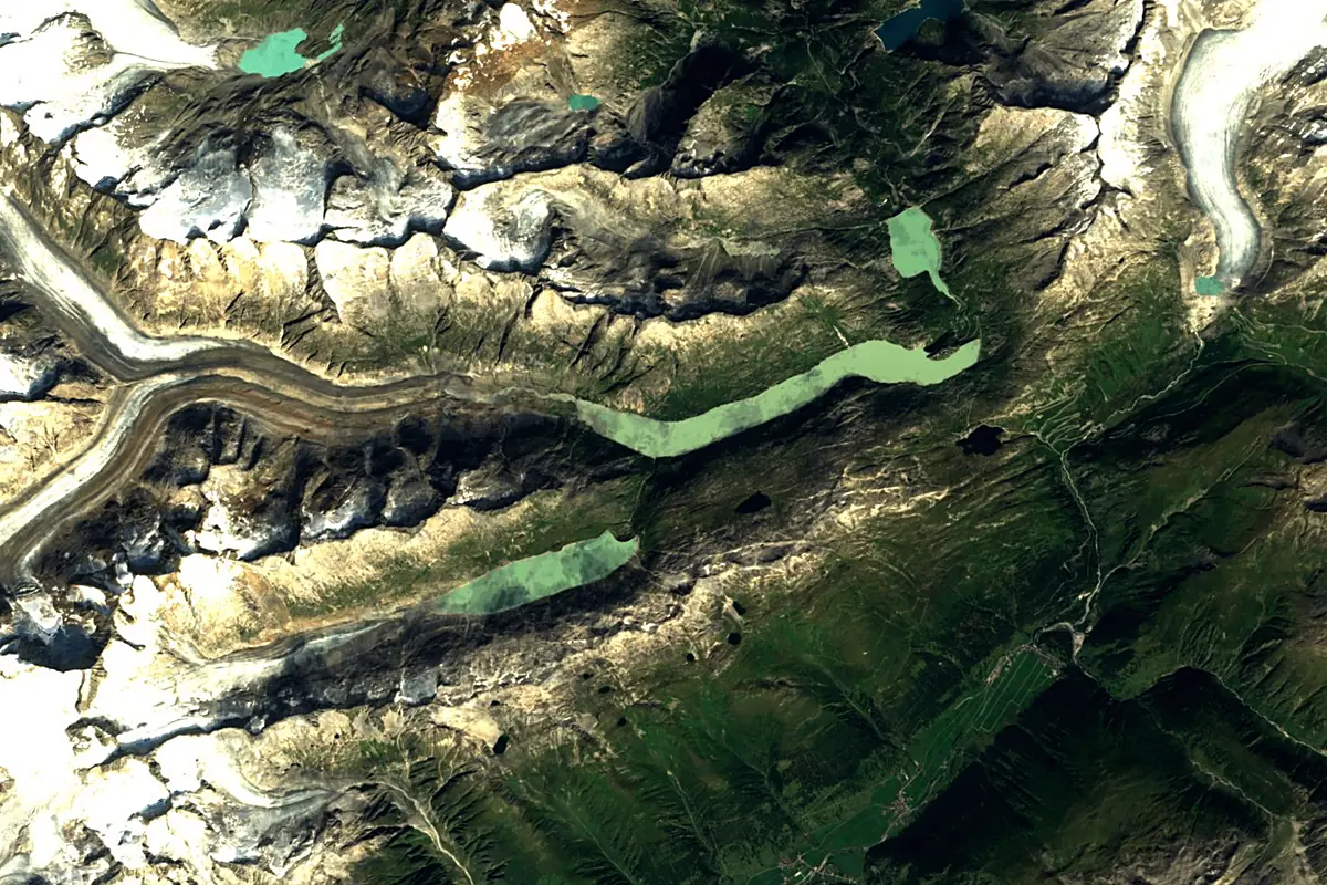 Aare: satellite view of the source