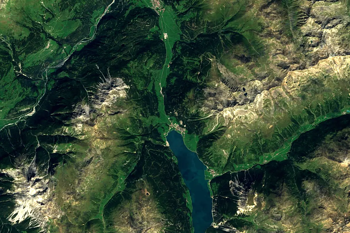 Adige: satellite view of the source