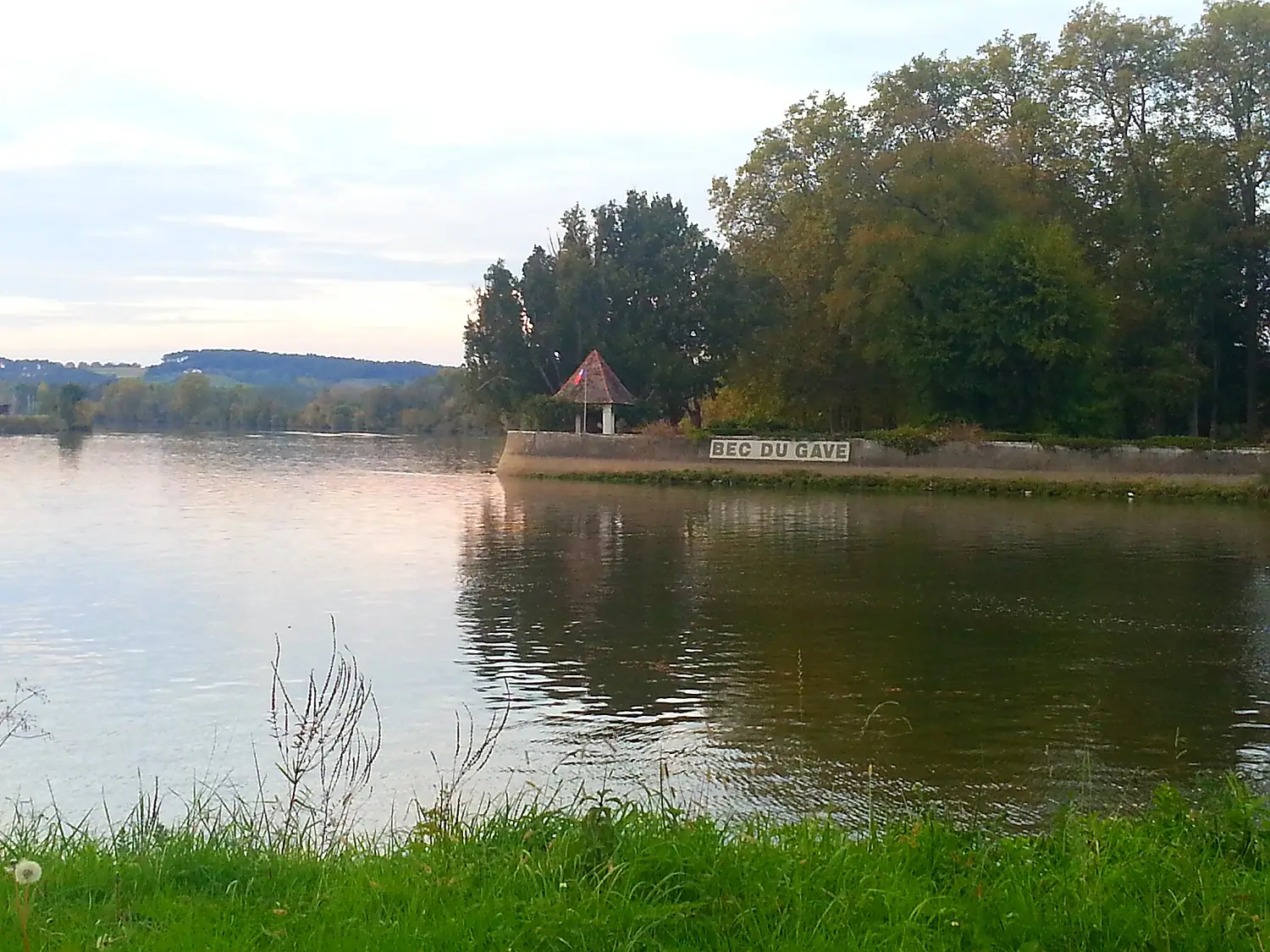 Au confluent de l'Adour et des Gaves réunis - panoramio
