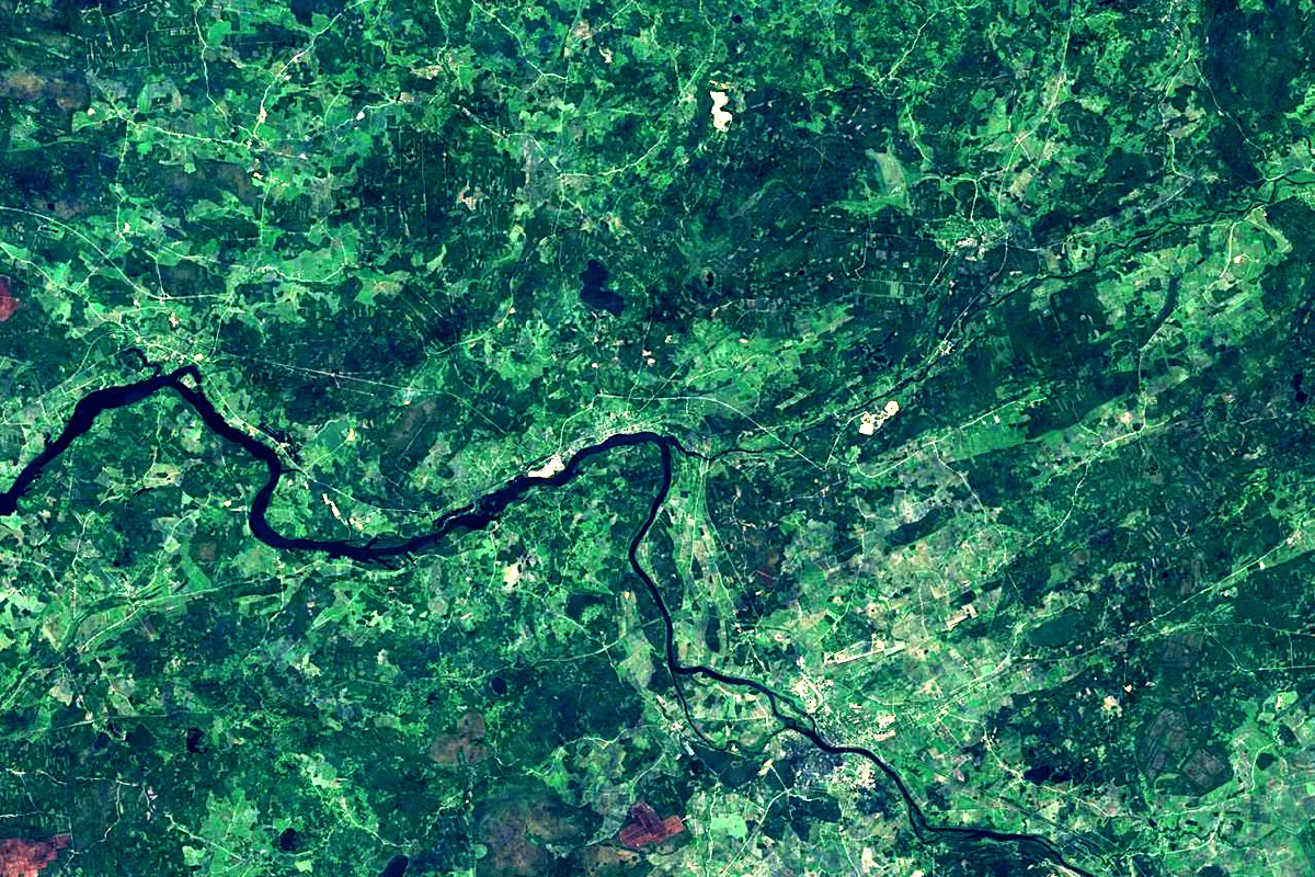 Aiviekste: satellite view of the mouth