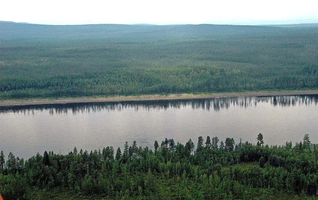 Aldan River (near Dvortsy section, Siberia, Russia) 2 (21485056591)