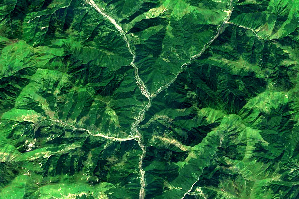 Aragvi River: satellite view of the source