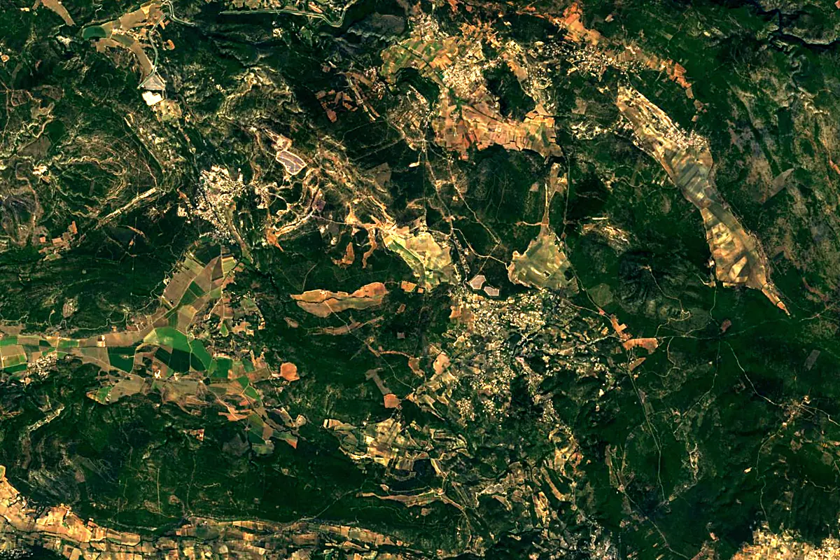 Argens: satellite view of the source