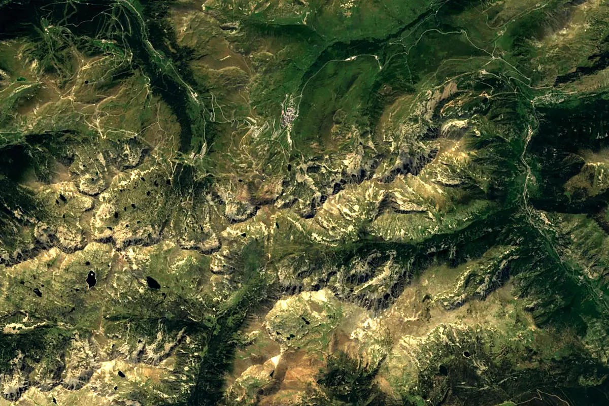 Ariège: satellite view of the source