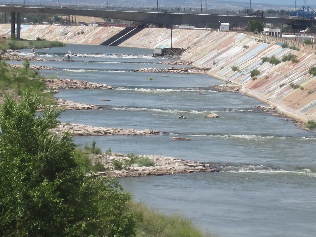 Arkansas River in downtown Pueblo, CO IMG 5116