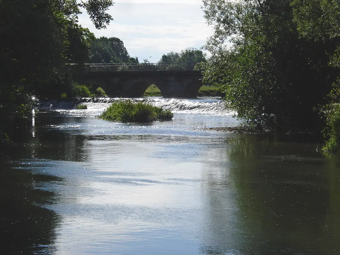 L'Armançon à Tonnerre (Yonne, Fr)