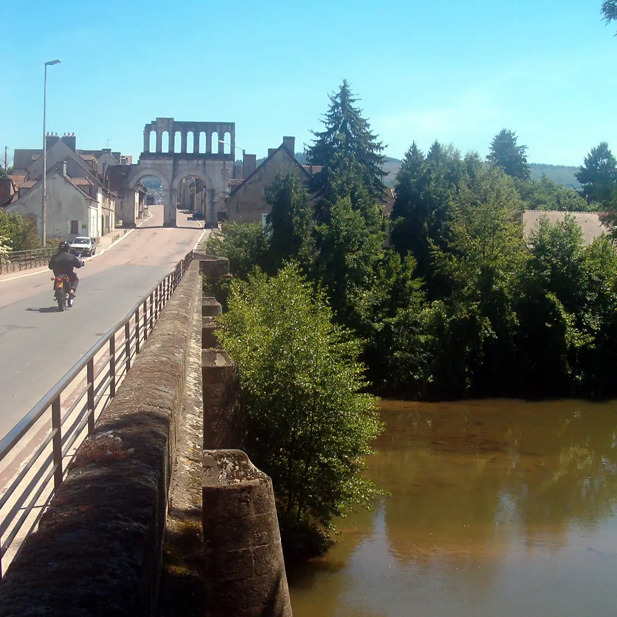 Porte-Arroux-Autun