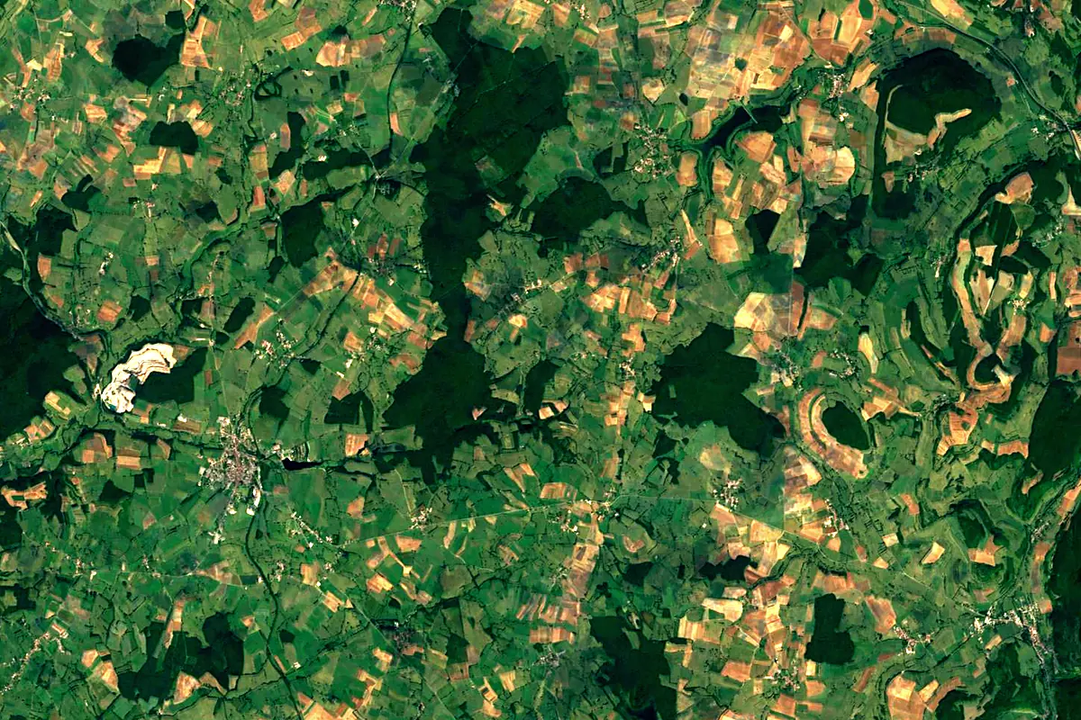Arroux: satellite view of the source