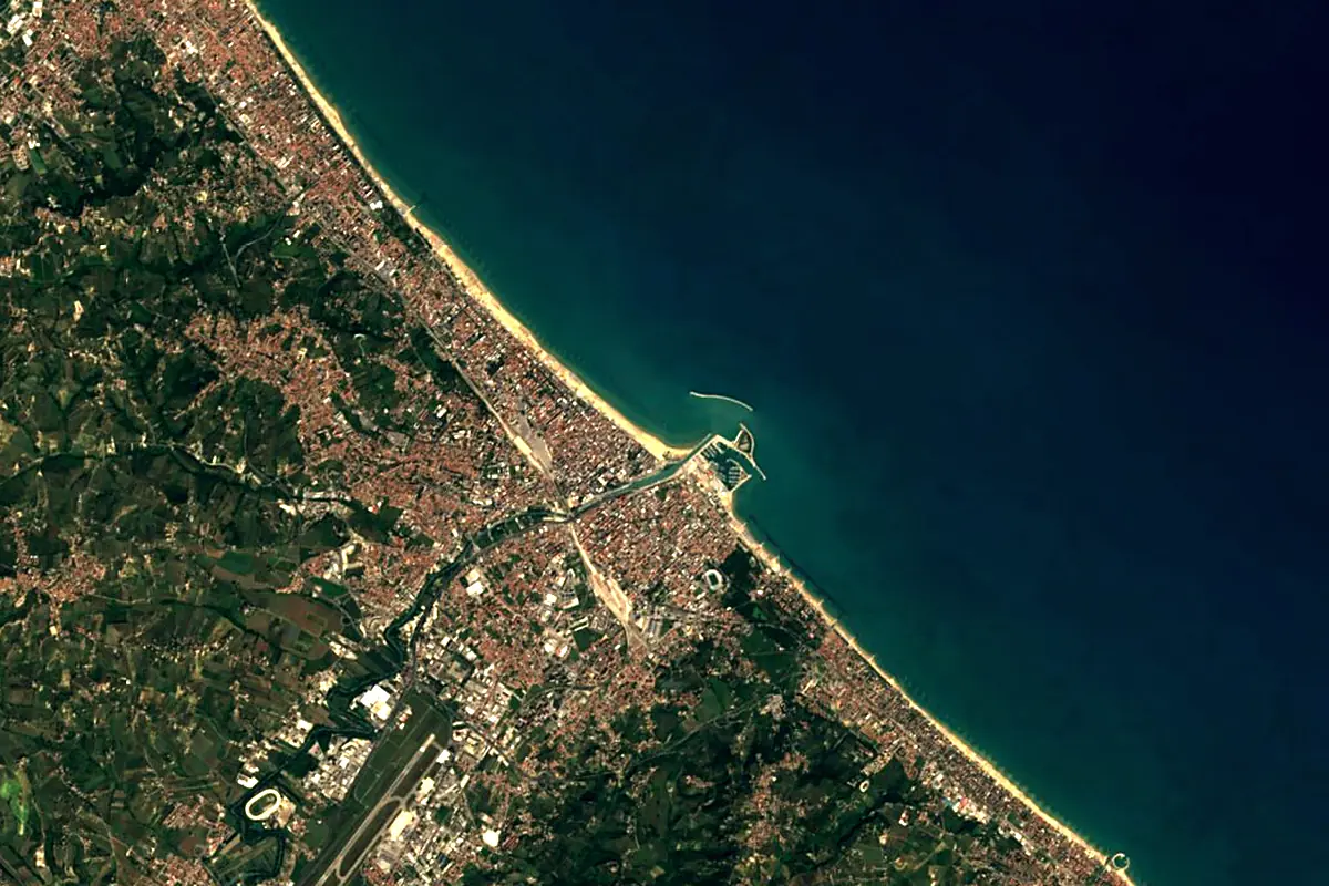 Aterno-Pescara: satellite view of the mouth