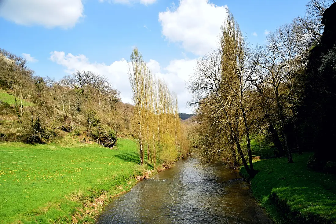 Aveyron River 01
