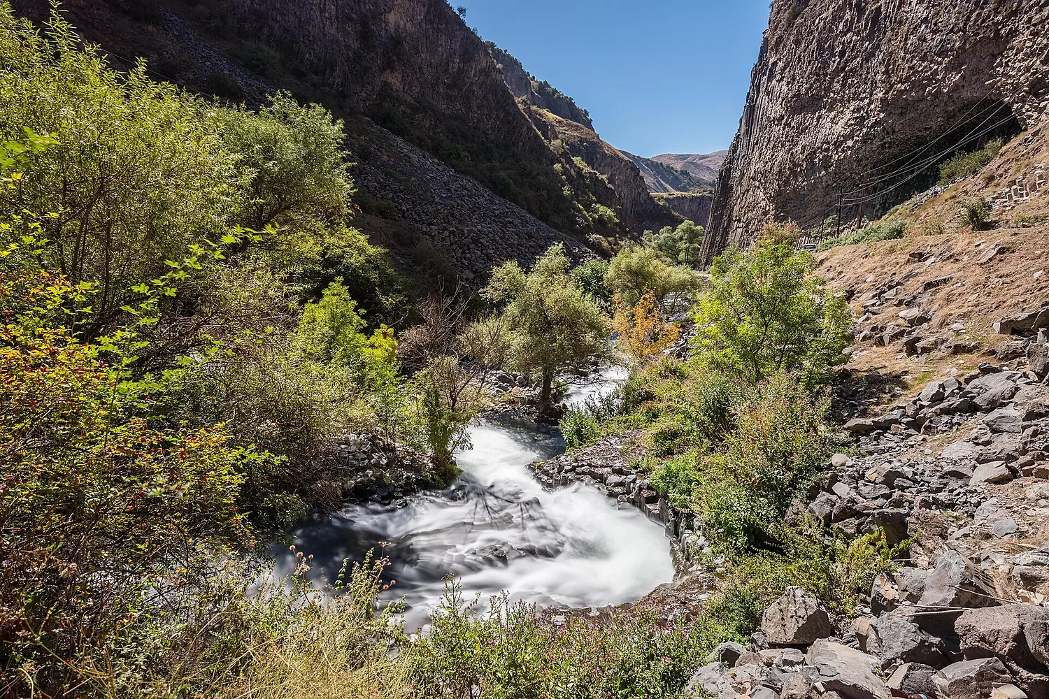 Río Azat, valle de Garni, Armenia, 2016-10-02, DD 27-29 HDR