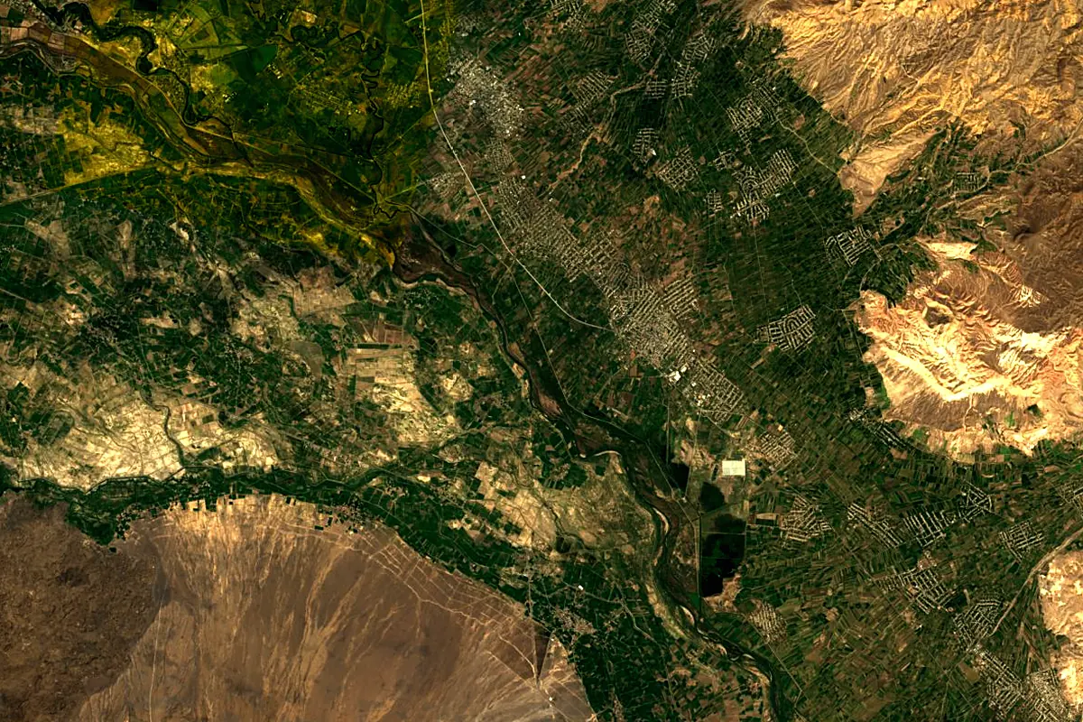 Azat River: satellite view of the mouth