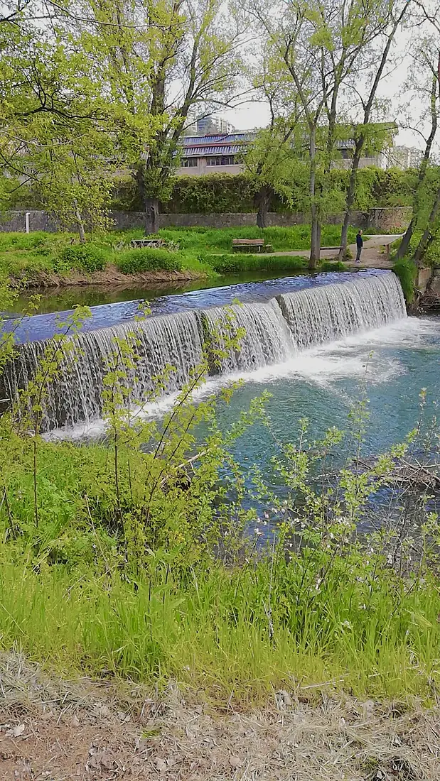 Piccole cascate sul fiume Basento