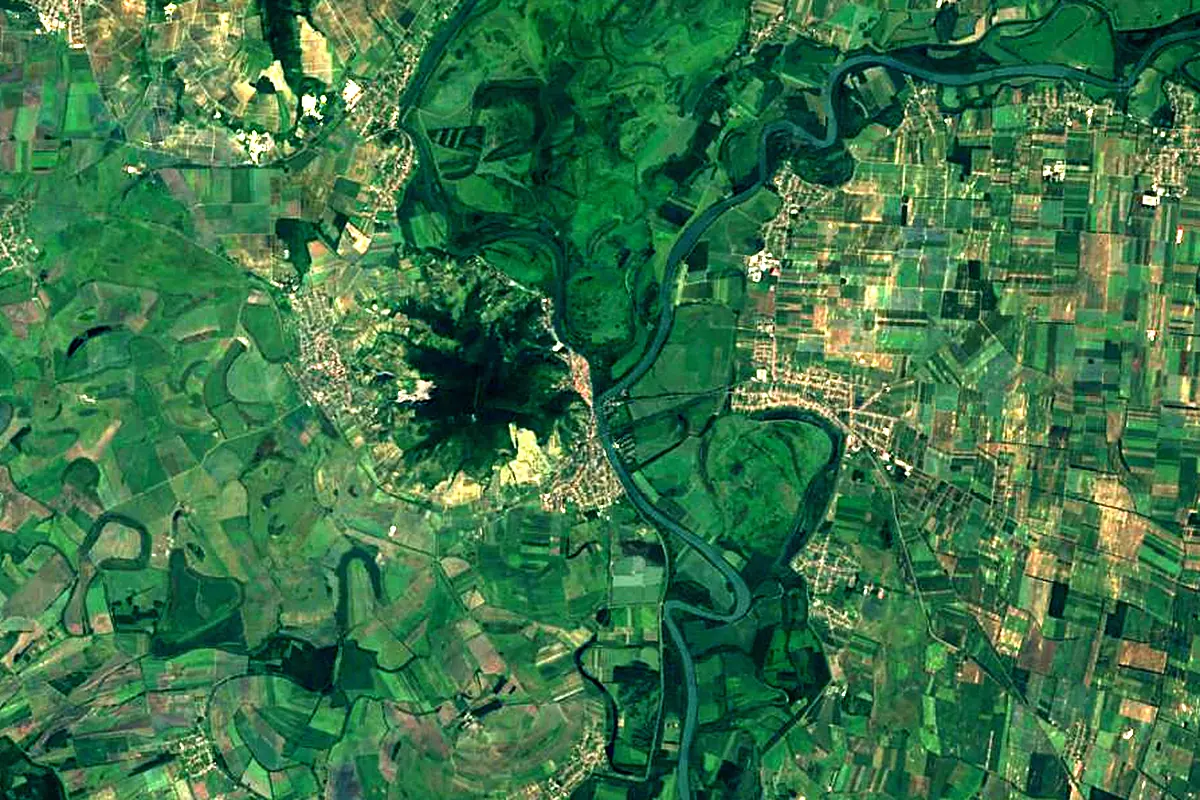 Bodrog: satellite view of the mouth