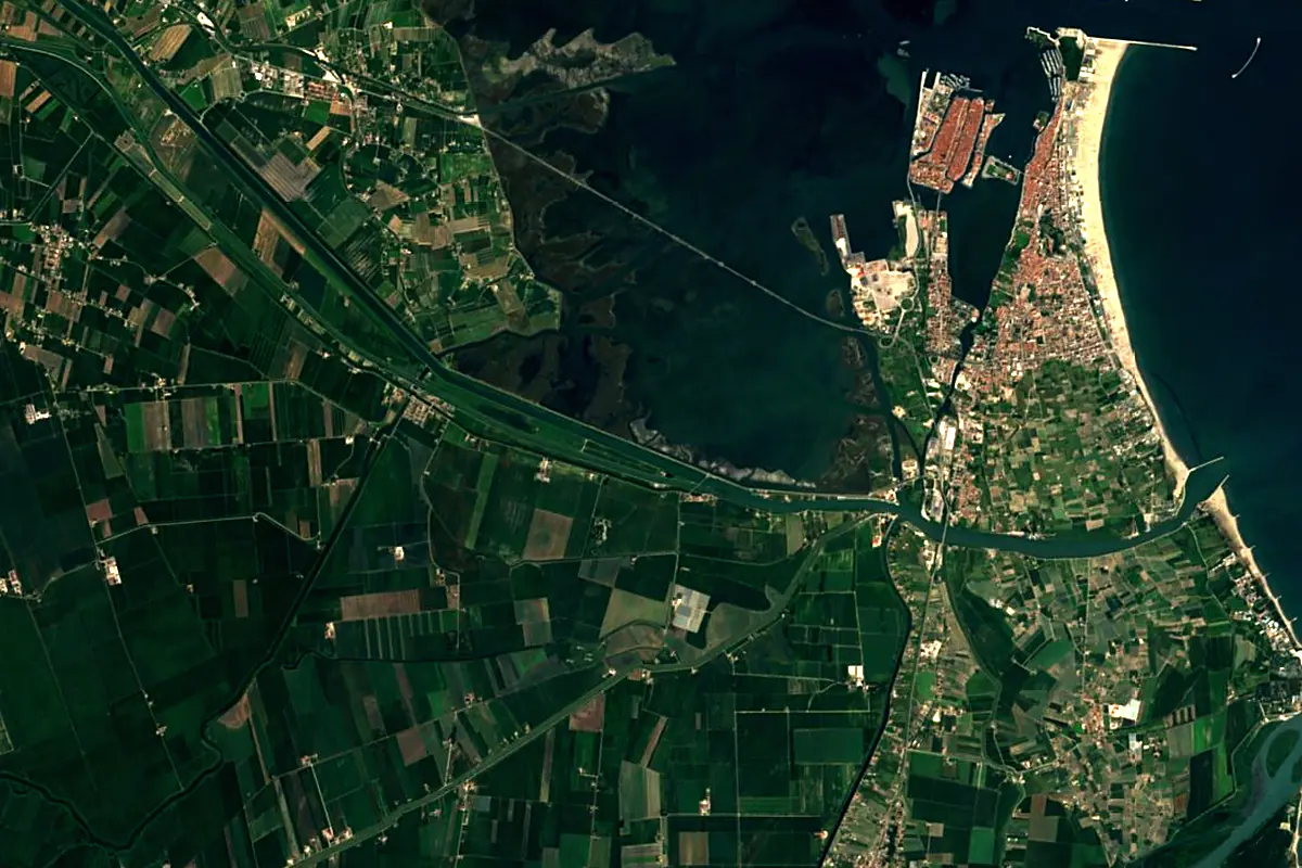 Brenta: satellite view of the mouth