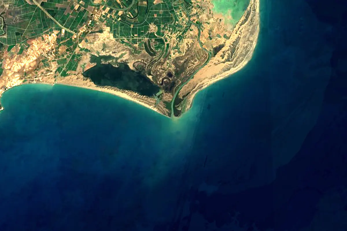 Ceyhan River: satellite view of the mouth