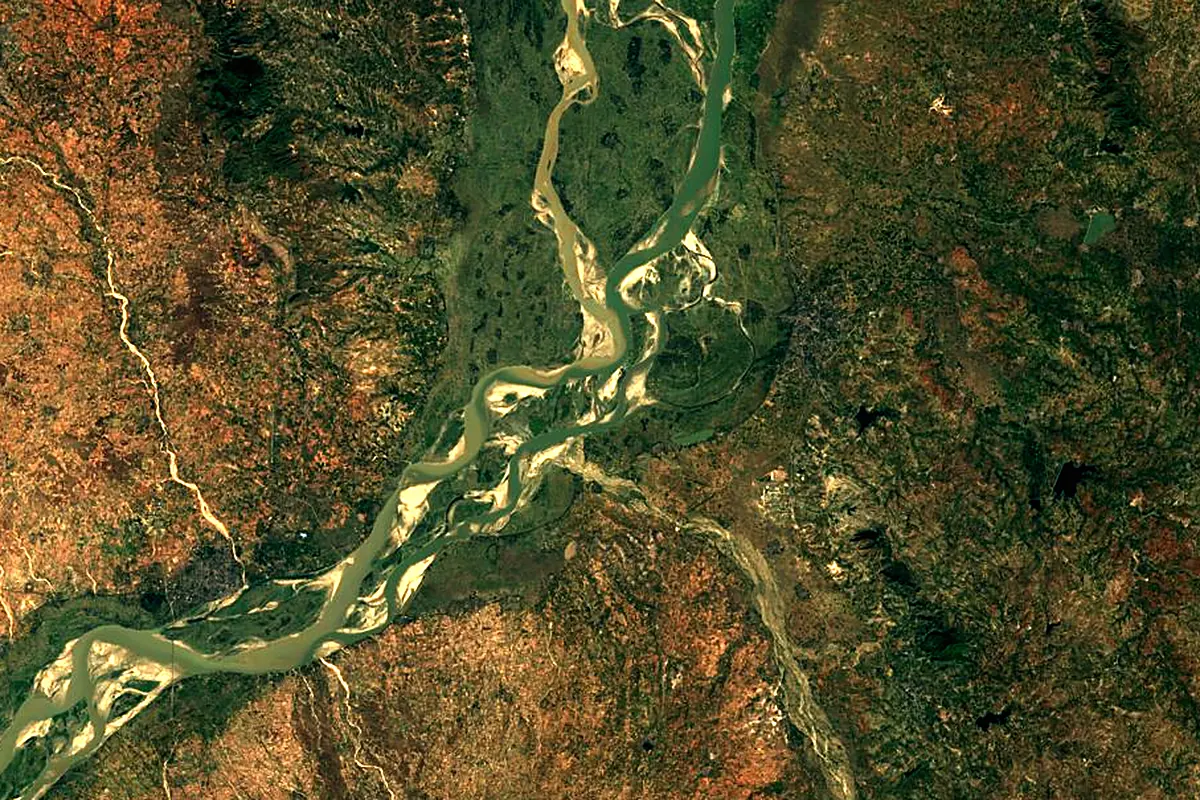 Chindwin River: satellite view of the mouth