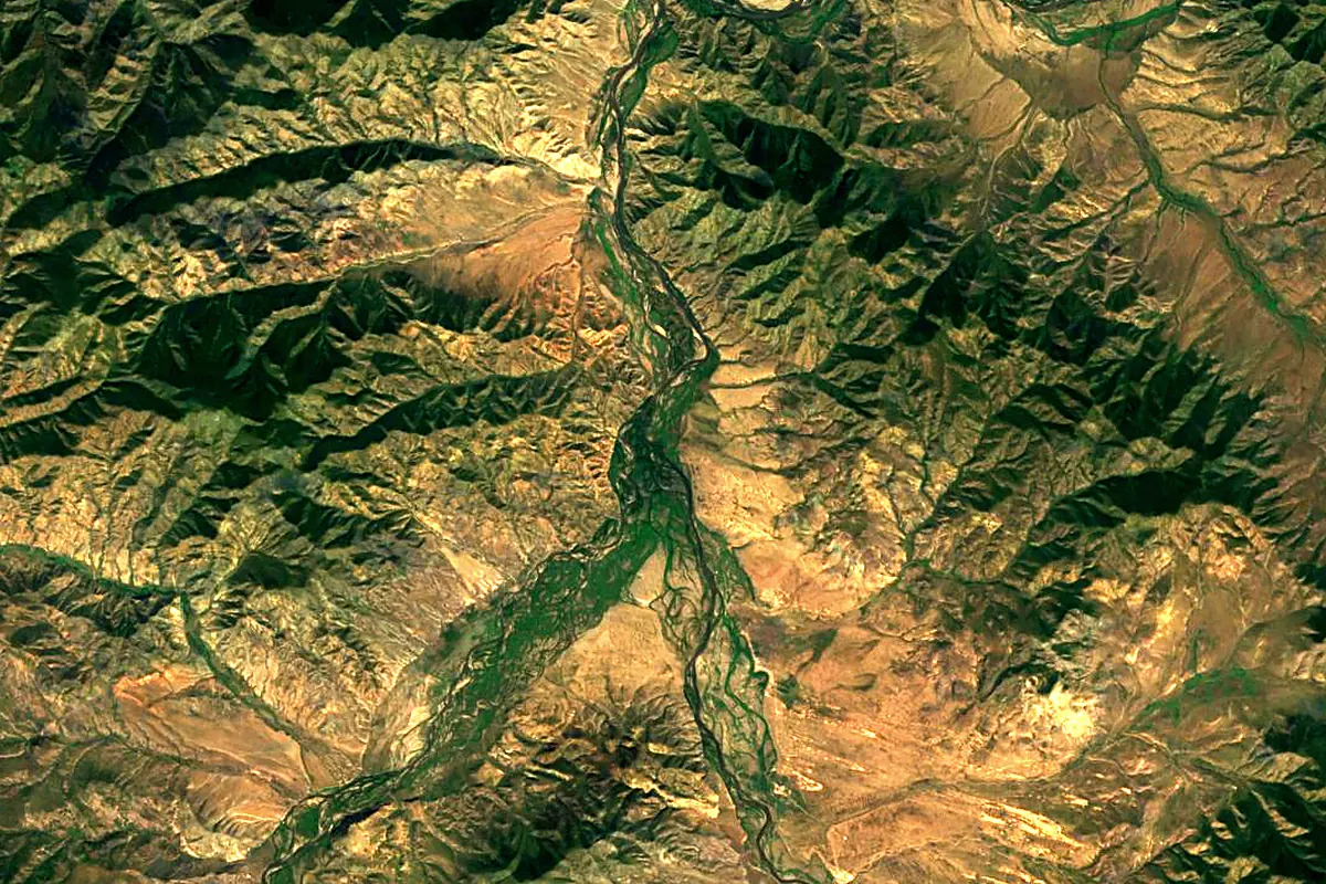 Chuluut River: satellite view of the mouth