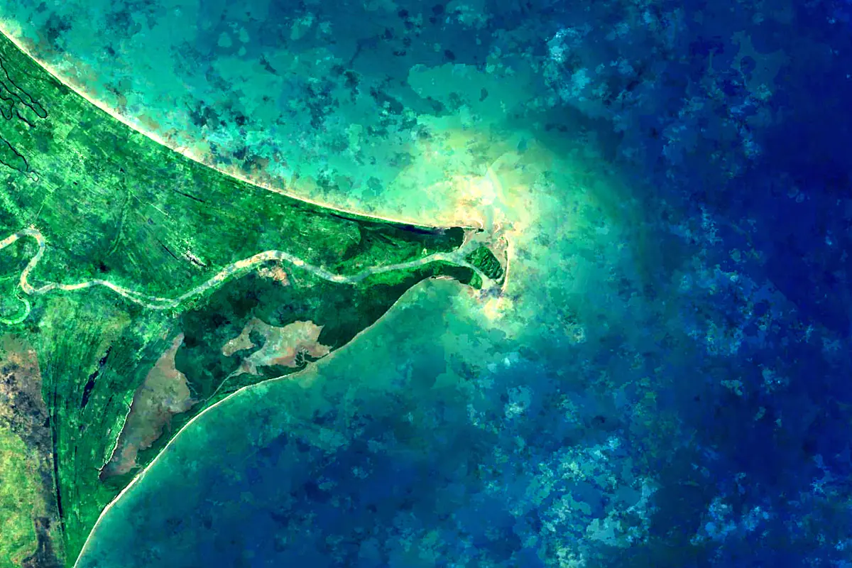 Coco River: satellite view of the mouth