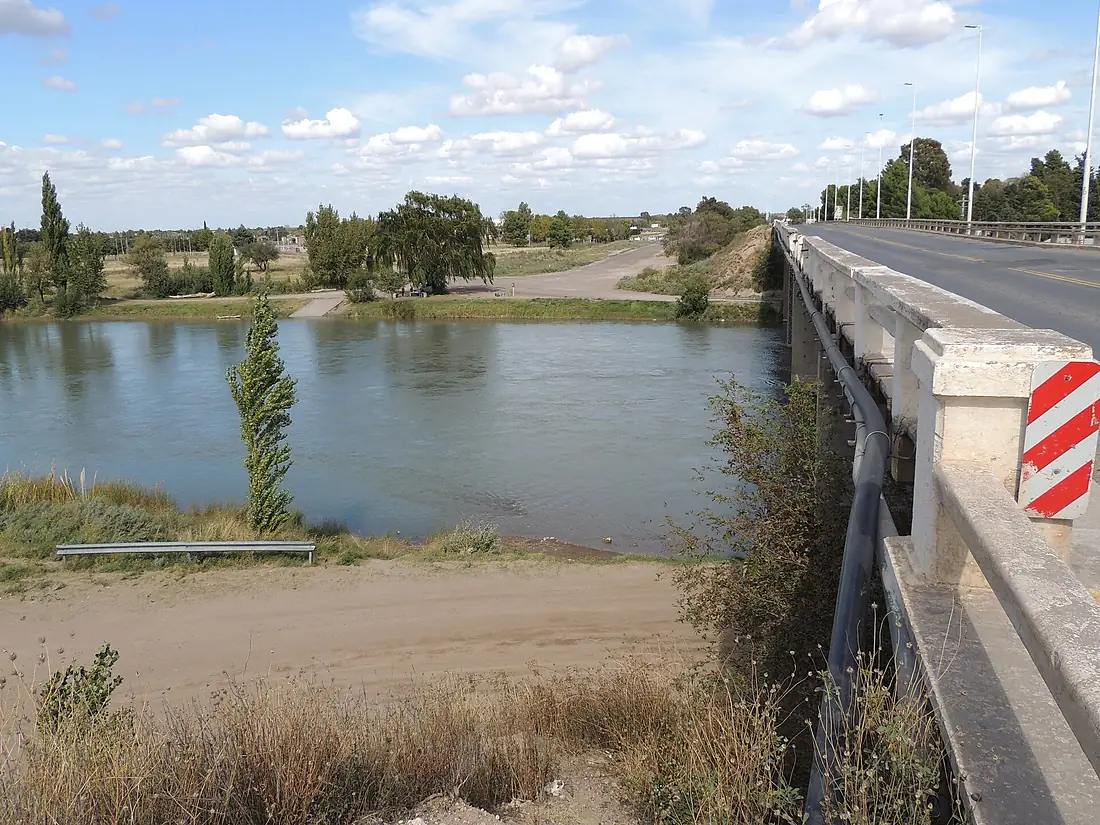 06-Rio Colorado límite La Pampa y Rio Negro
