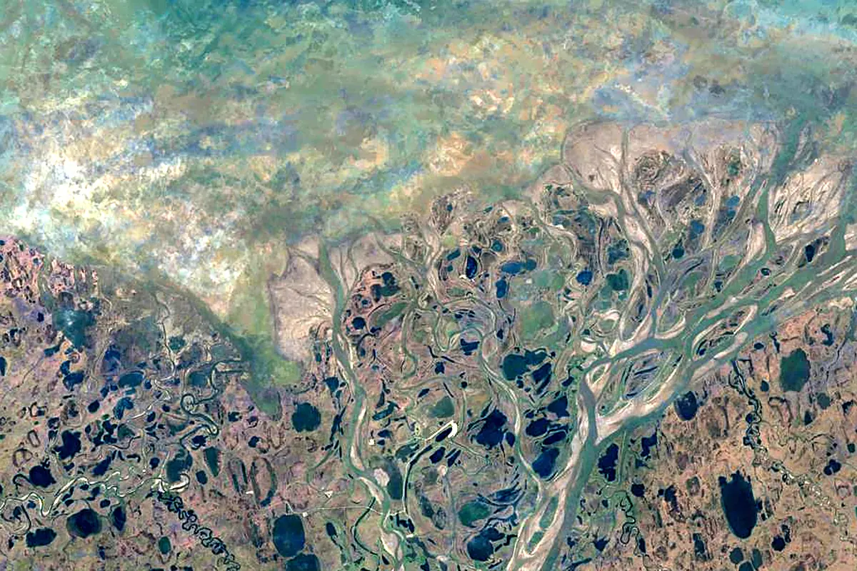 Colville River: satellite view of the mouth