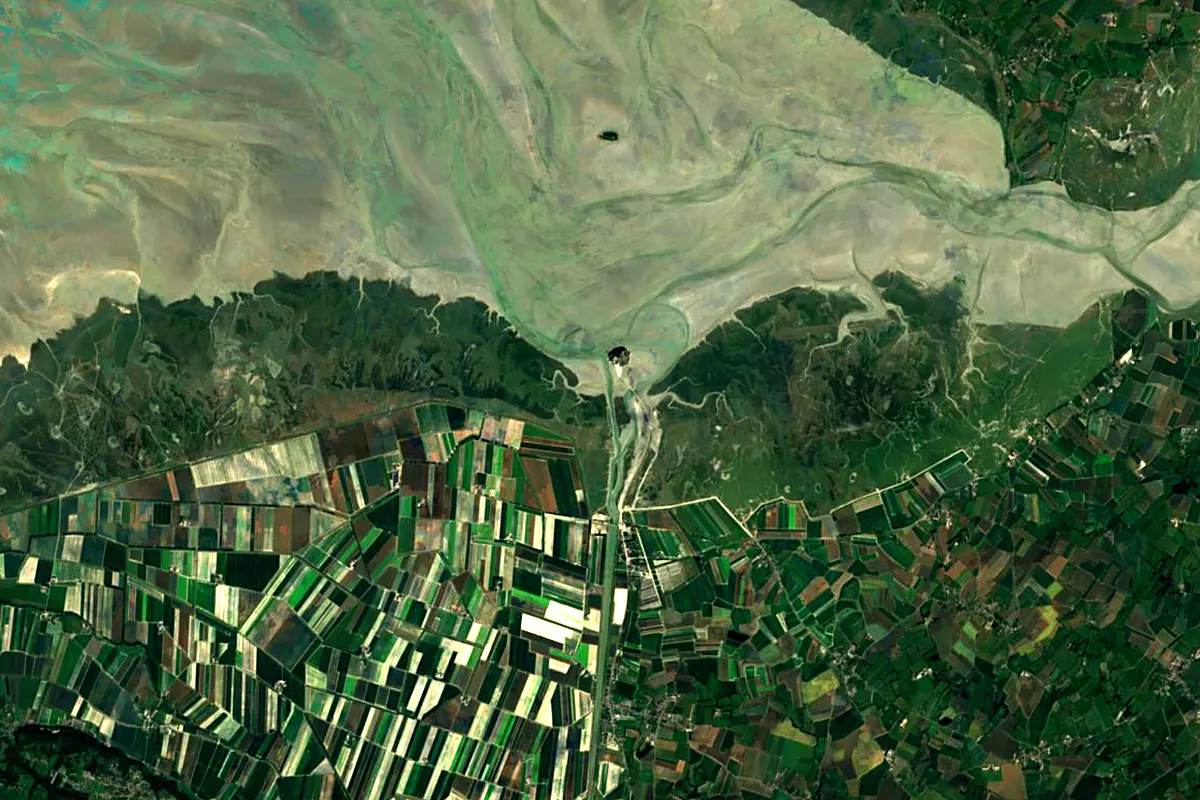 Couesnon: satellite view of the mouth