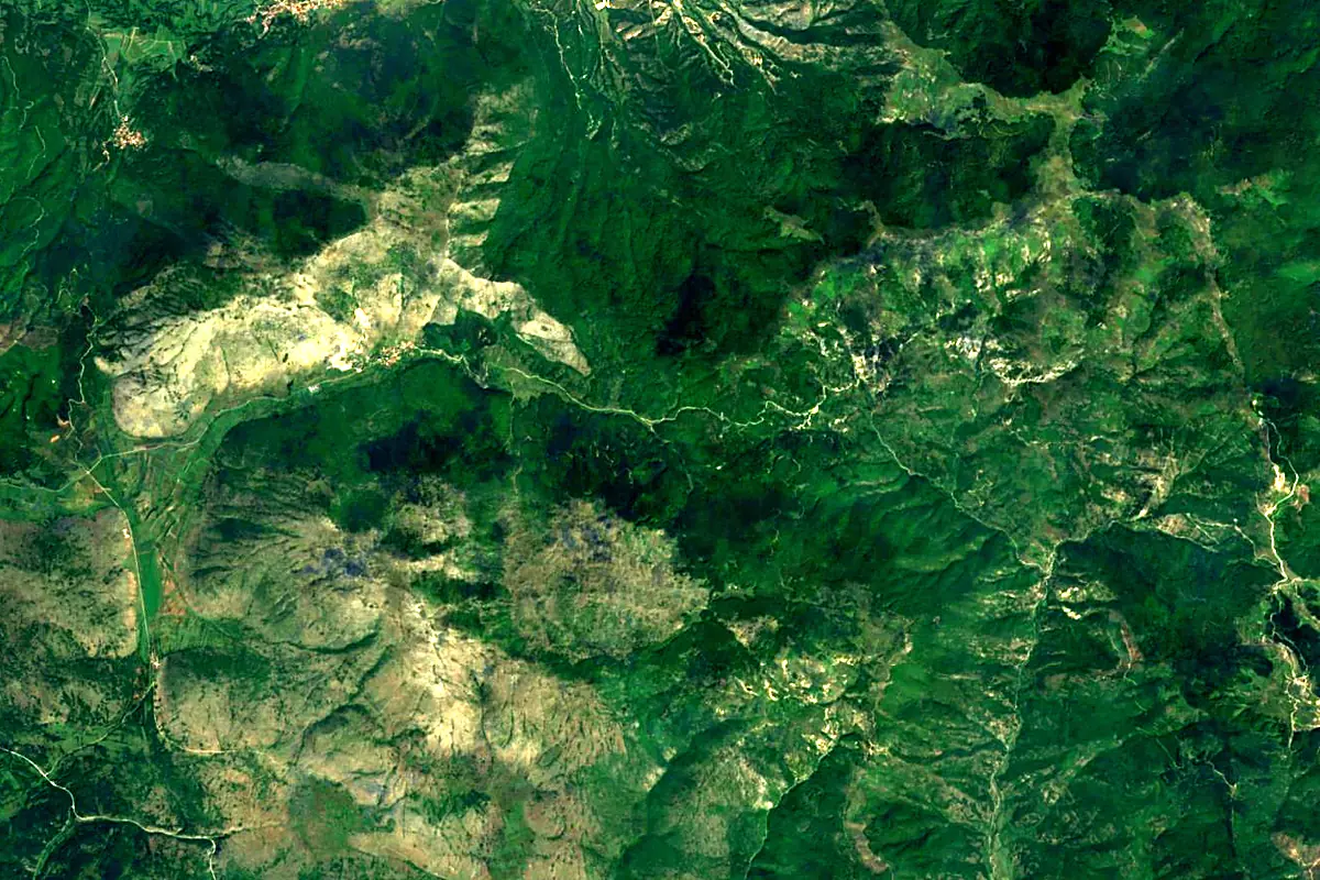 Crna: satellite view of the source