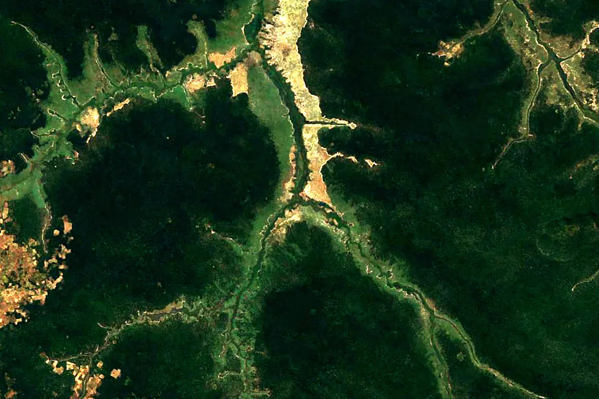 Cuanza River: satellite view of the source