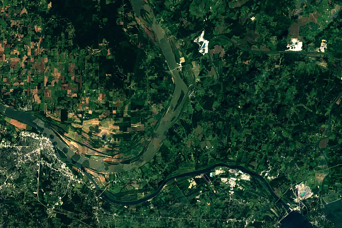 Cumberland River: satellite view of the mouth