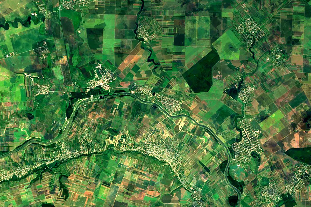Dâmbovița River: satellite view of the mouth