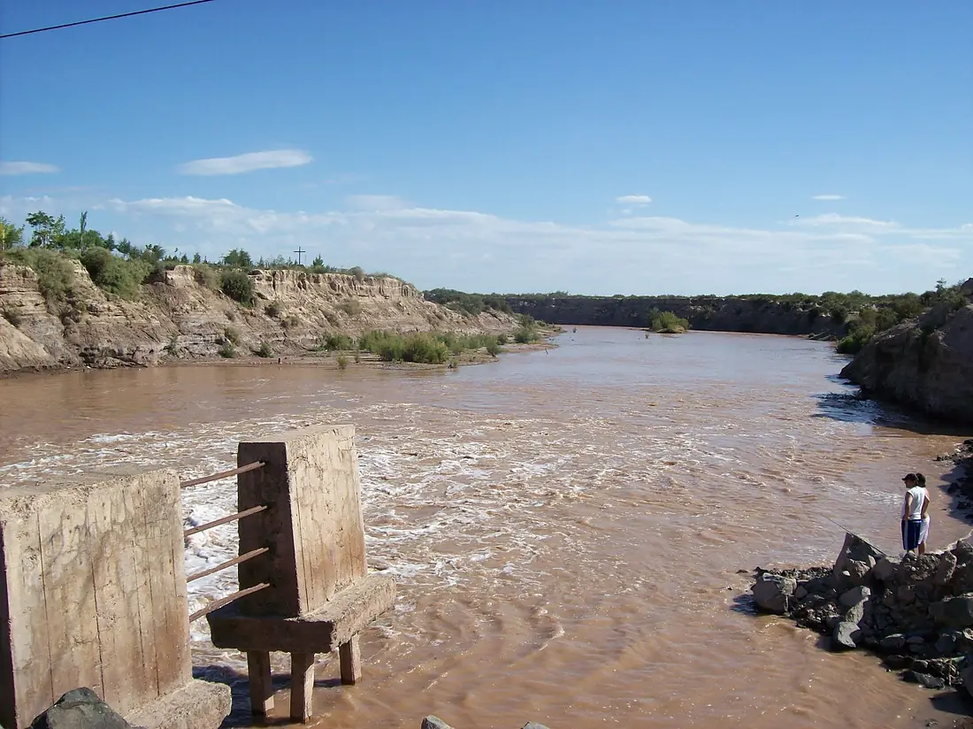Río Desaguadero hacia el sur