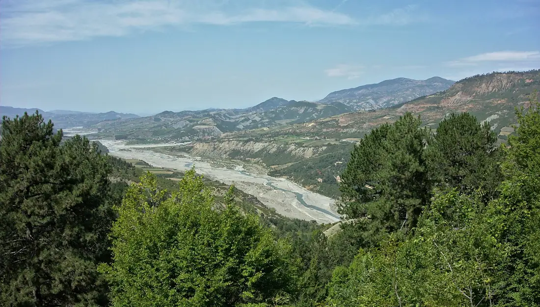 Devoll Valley, Kokël, Gramsh - Mapillary (ZRwk4kJRVrcJDRy9NRwRgQ)