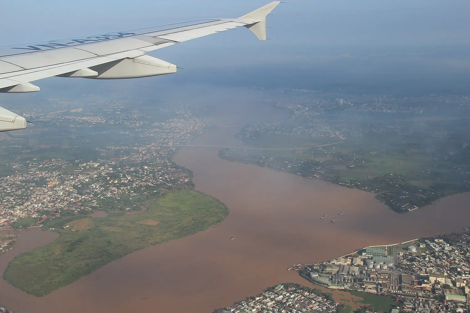 Dong Nai River in Bien Hoa (15286968737)
