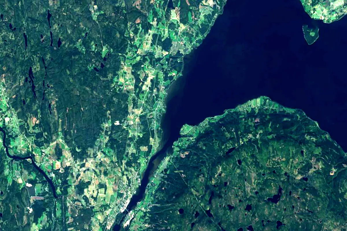 Drammenselva: satellite view of the source