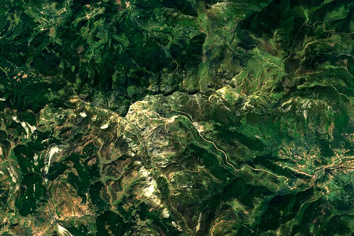 Ebro: satellite view of the source