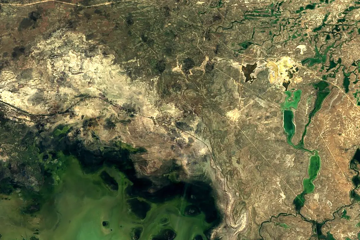 Emba River: satellite view of the mouth