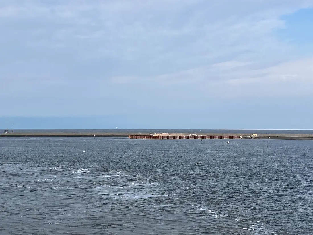 Veerboot Eemshaven Borkum ferry Eems Eemdelta Haven21 23 32 457000