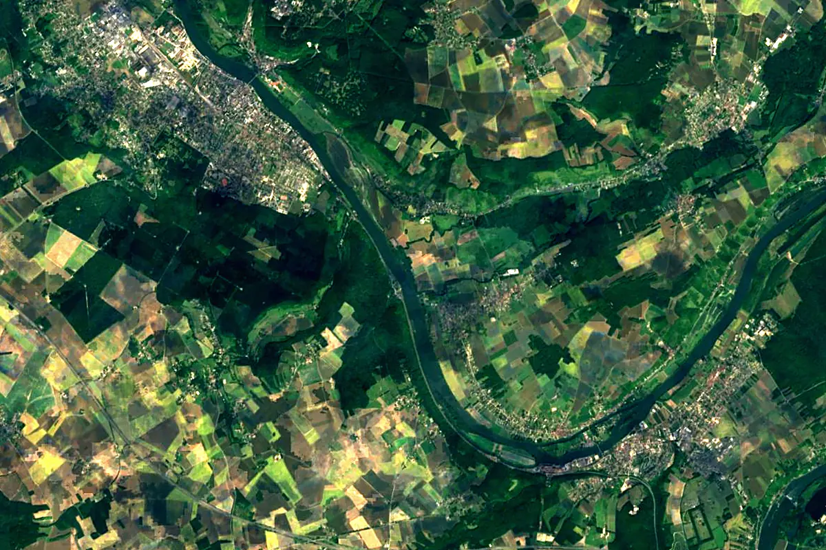 Epte: satellite view of the mouth