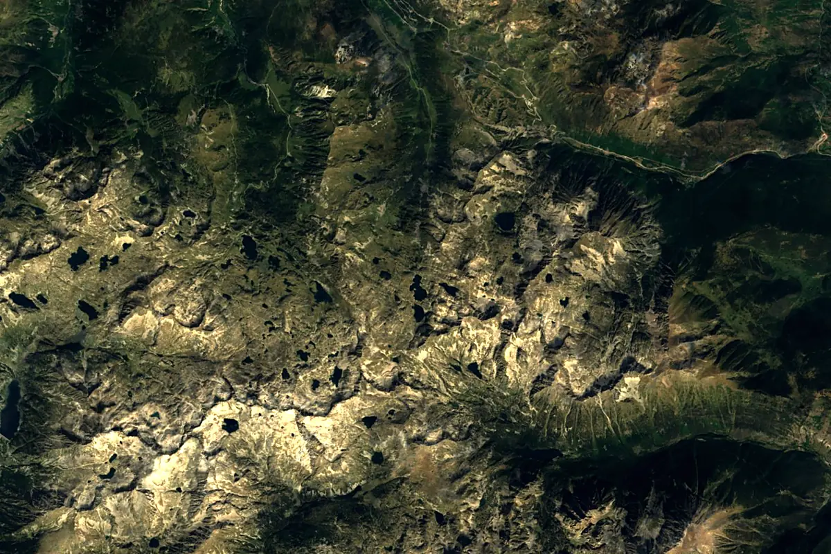 Garonne: satellite view of the source