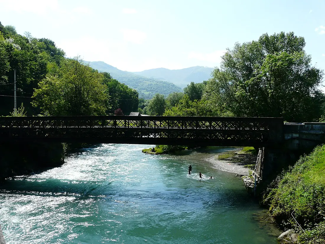 Gave de Pau Argelès-Gazost pont D100 amont