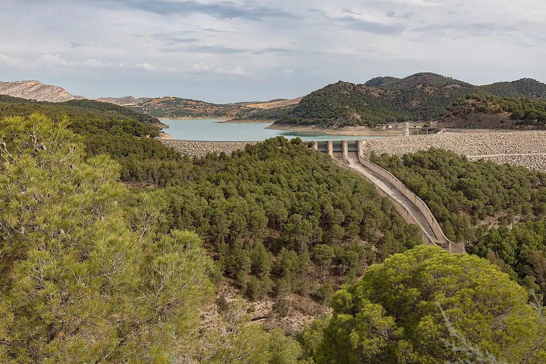 Presa del embalse Conde de Guadalhorce-Gaitanejo, Málaga, España, 2023-05-18, DD 02