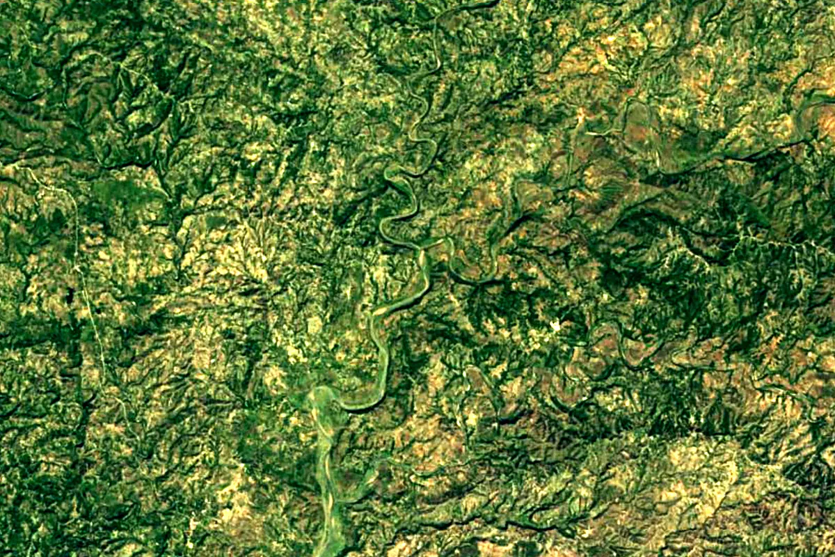 Guayamouc River: satellite view of the mouth