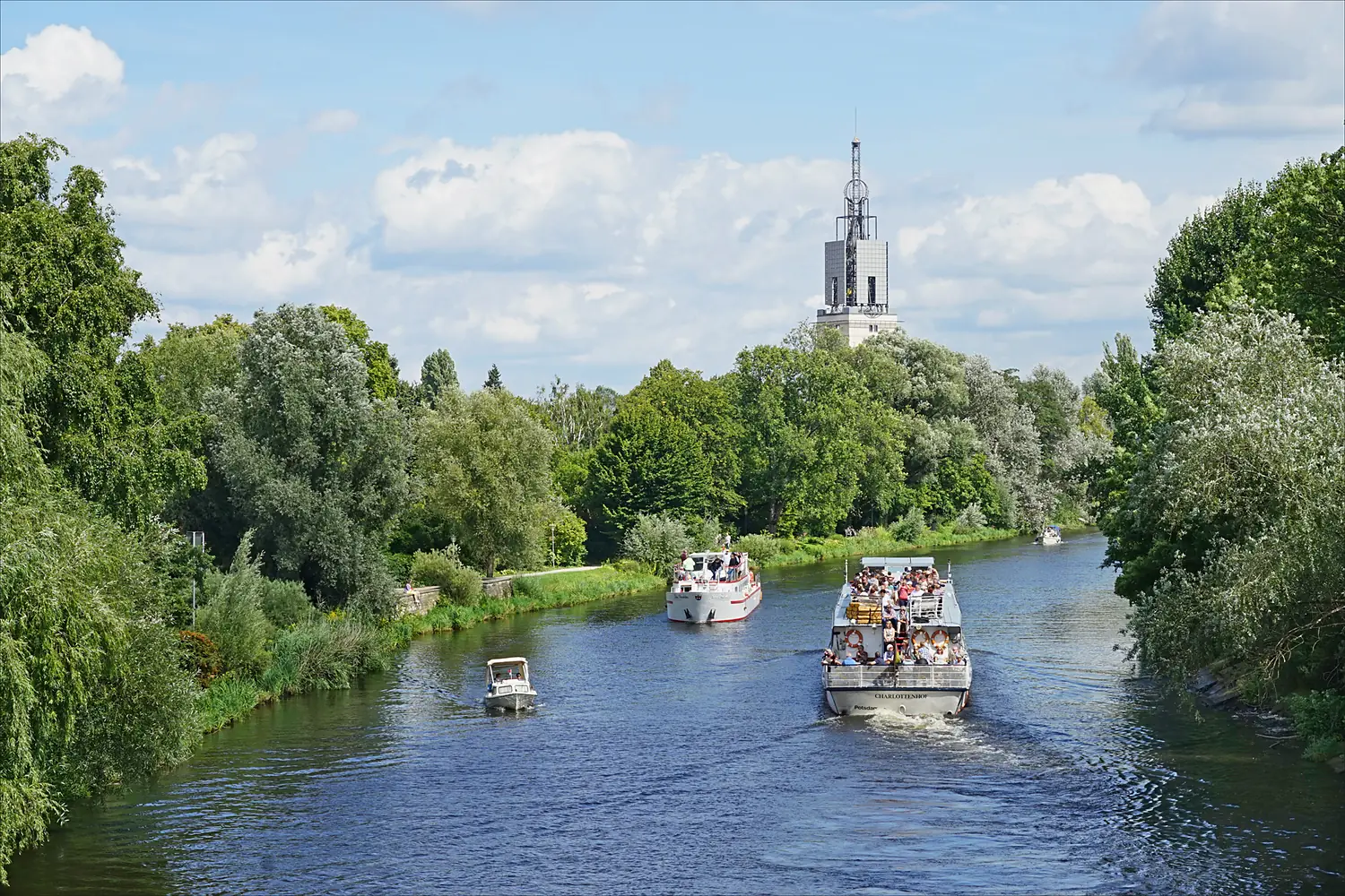 La Havel à Potsdam (36928106751)