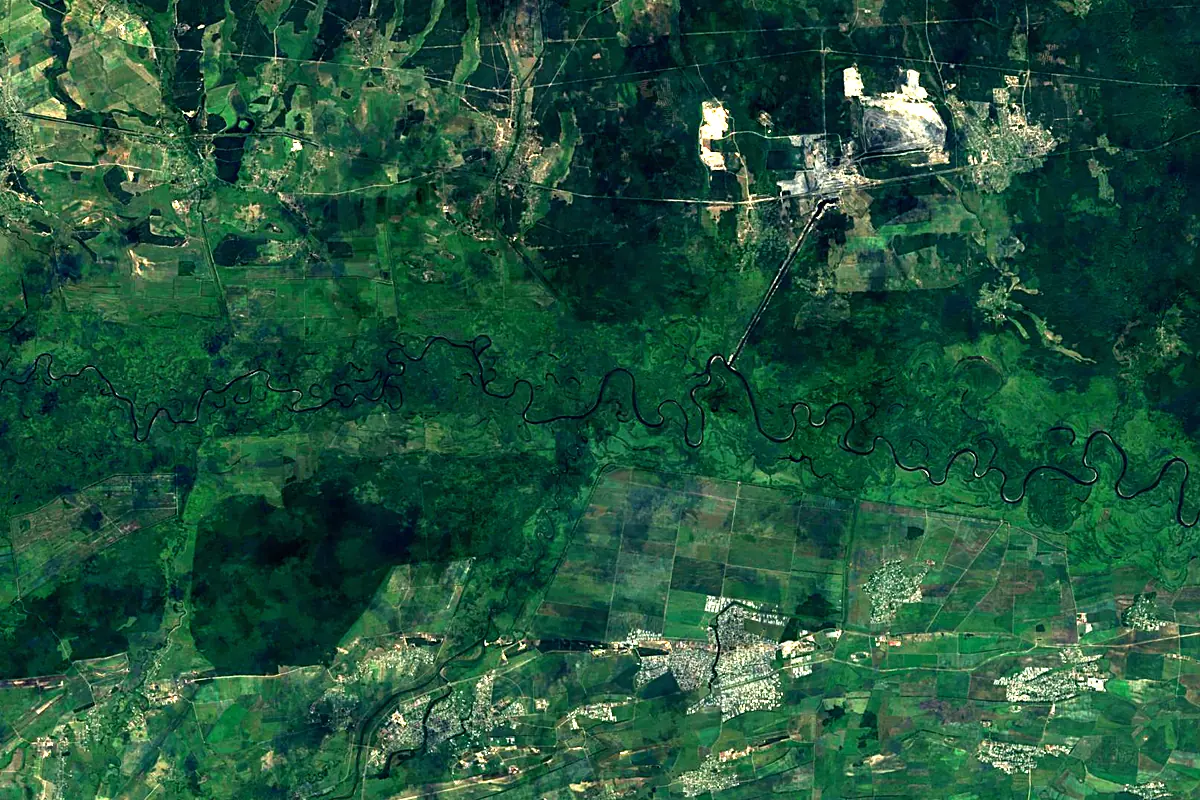 Horyn: satellite view of the mouth