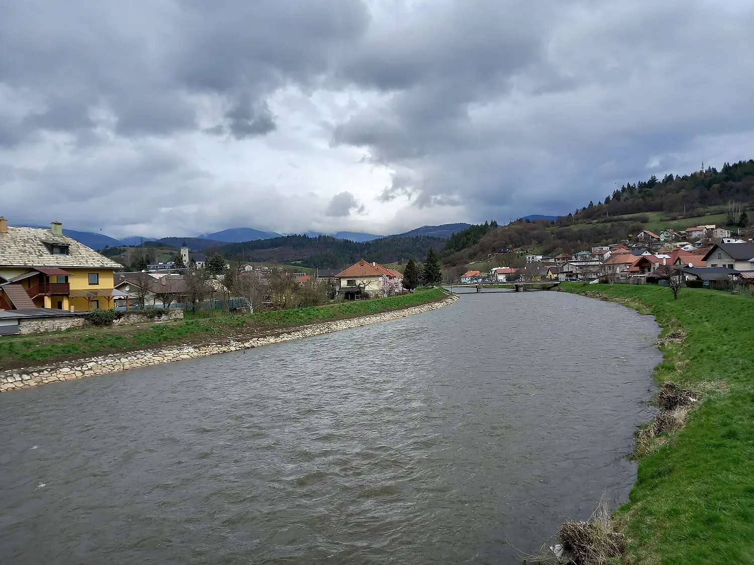 Brusno, Hron 20230415