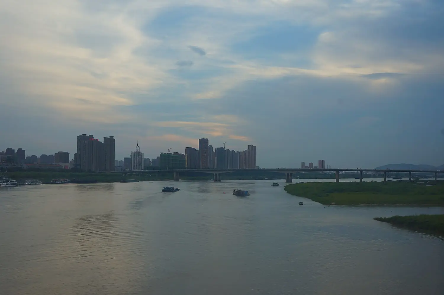 201806 Bengbu and Huai River