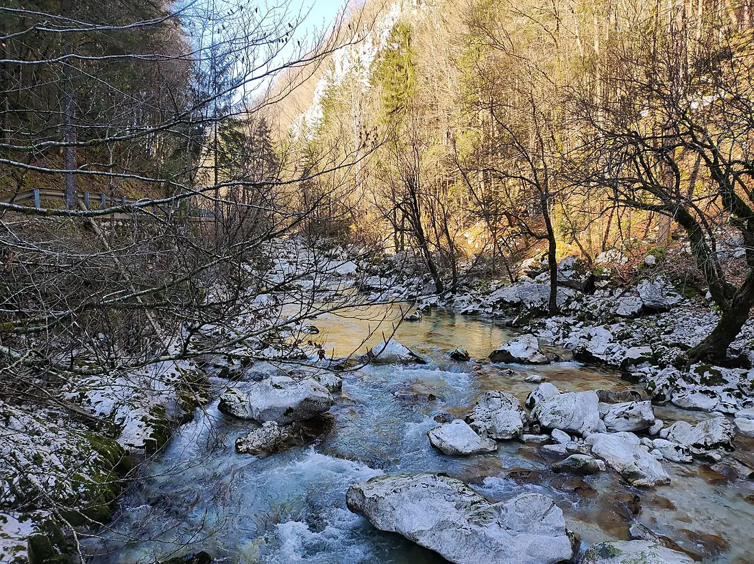 Idrijca in the Strug gorge 02