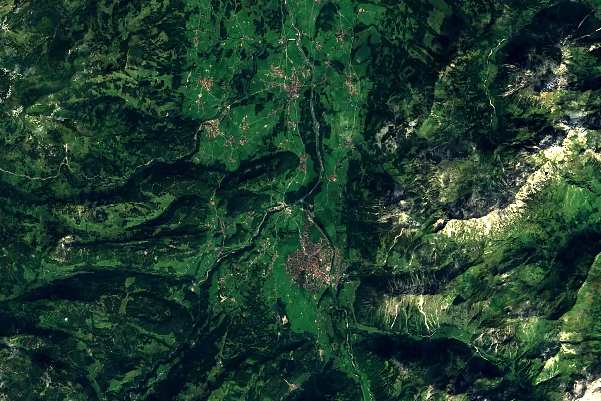 Iller: satellite view of the source