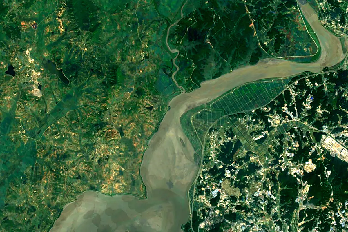 Imjin River: satellite view of the mouth