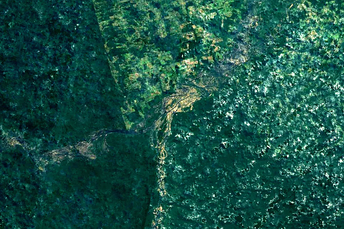 Iriri River: satellite view of the mouth